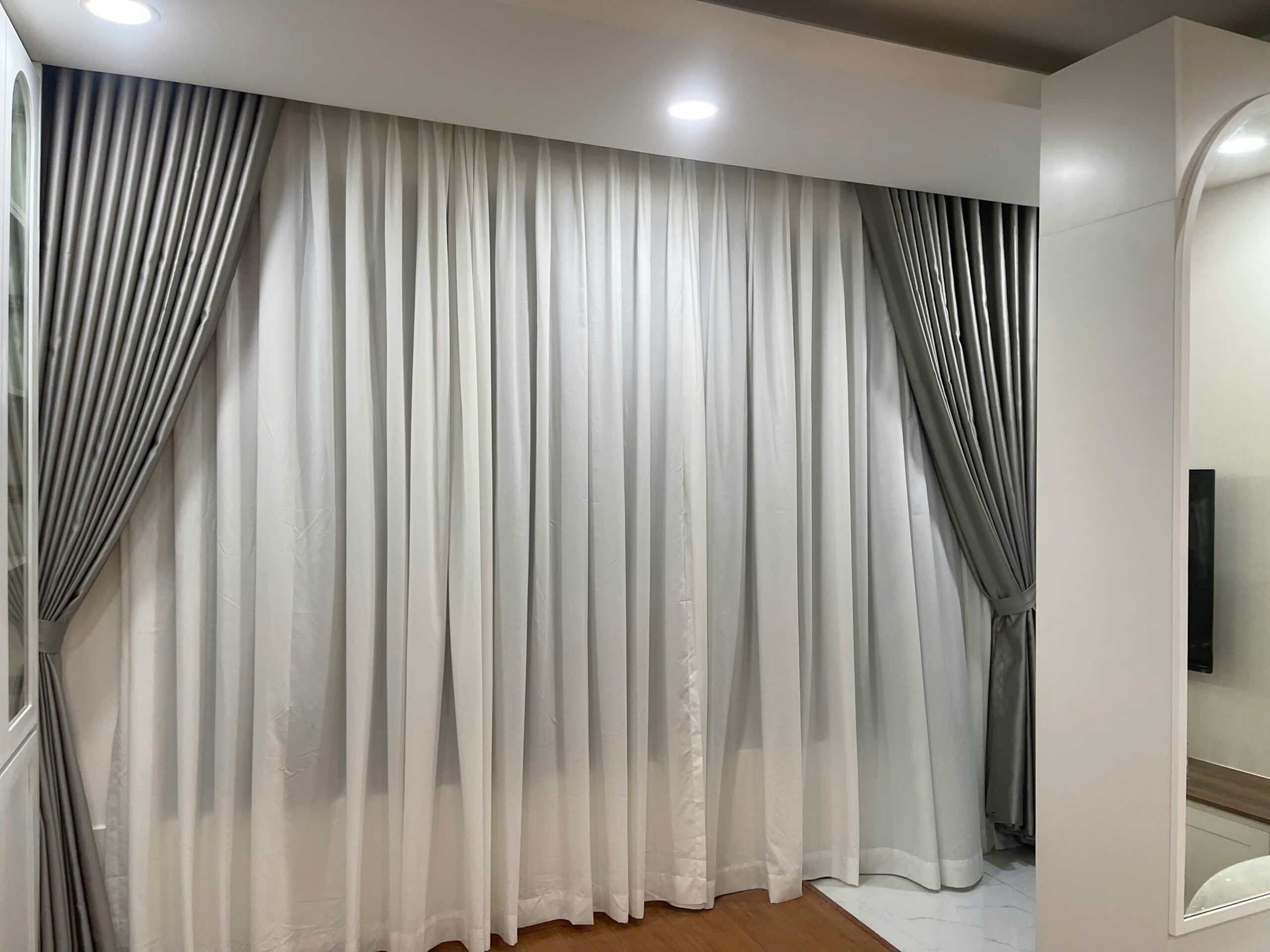 Rèm Vải 2 Lớp Cản Sáng – Màu Xám Hiện Đại – Rèm Cửa Thiên Phúc